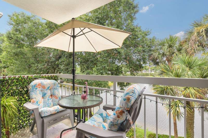 2 bedroom Condominium at 2401 Village Boulevard #305, Whitehall Village, West Palm Beach — photo 2