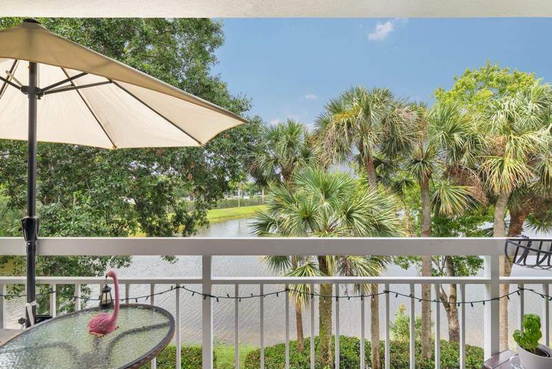 2 bedroom Condominium at 2401 Village Boulevard #305, Whitehall Village, West Palm Beach — photo 3