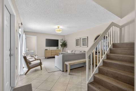 121 1st Terrace, Palm Beach Gardens FL - photo 21 of 65