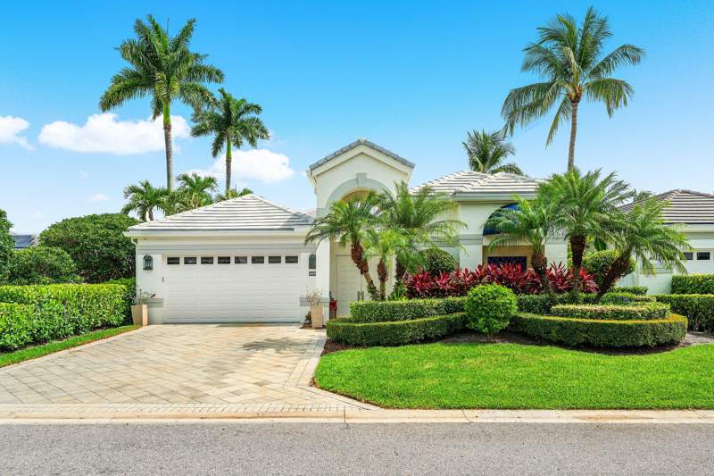 4 bedroom Single Family Residence at 3507 NW Clubside Circle, Clubside At Woodfield Country Club, Boca Raton — photo 3