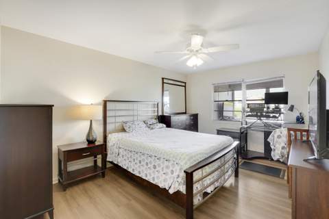 1011 Exeter, Boca Raton FL - photo 10 of 15