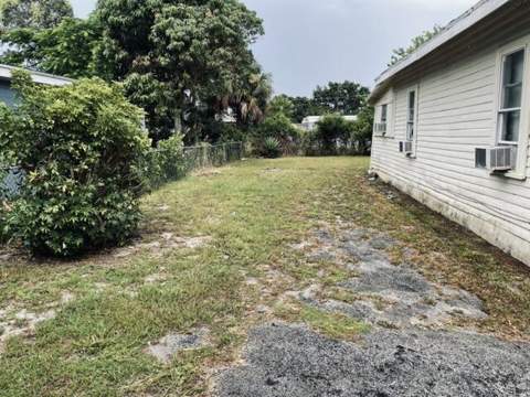 1610 N 14th Street, Fort Pierce FL - photo 7 of 7