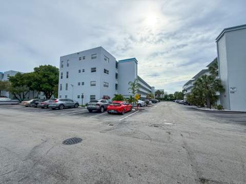 604 NE 2nd Street #122, Dania Beach FL - photo 19 of 20