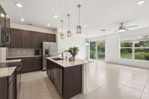 4364 Veleiros Avenue, Deerfield Beach FL - photo 14 of 48