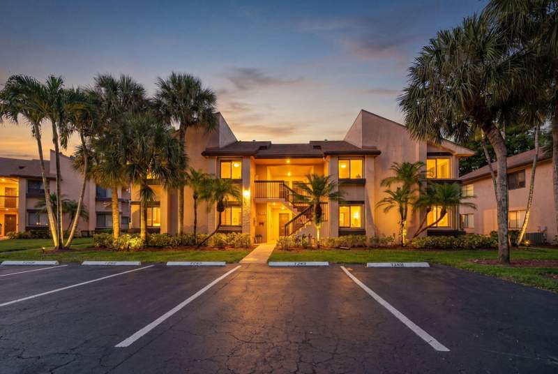2 bedroom Condominium at 2240 SW 92nd Terrace #2402, Gardens 2 Condo, Davie — photo 3