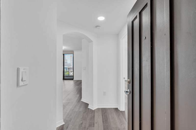 2 bedroom Condominium at 110 N Federal Highway #1113, Waverly At Las Olas Condo, Fort Lauderdale — photo 4