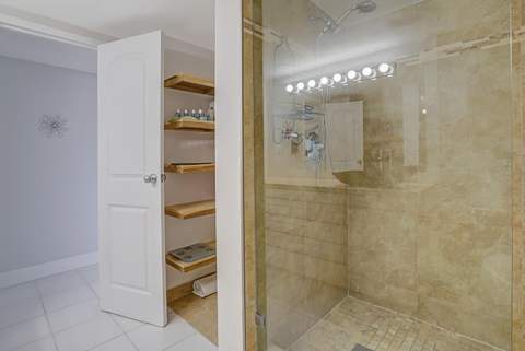 600 Parkview Drive #531, Hallandale Beach FL - photo 23 of 41