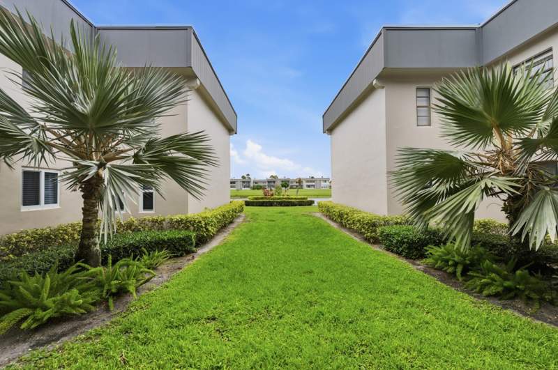 2 bedroom Condominium at 53 Piedmont B, Kings Point, Delray Beach — photo 4