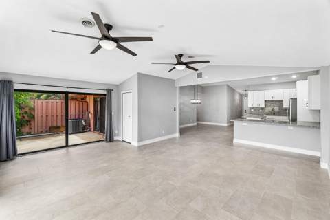 120 Mayfair Lane, Boynton Beach FL - photo 14 of 37