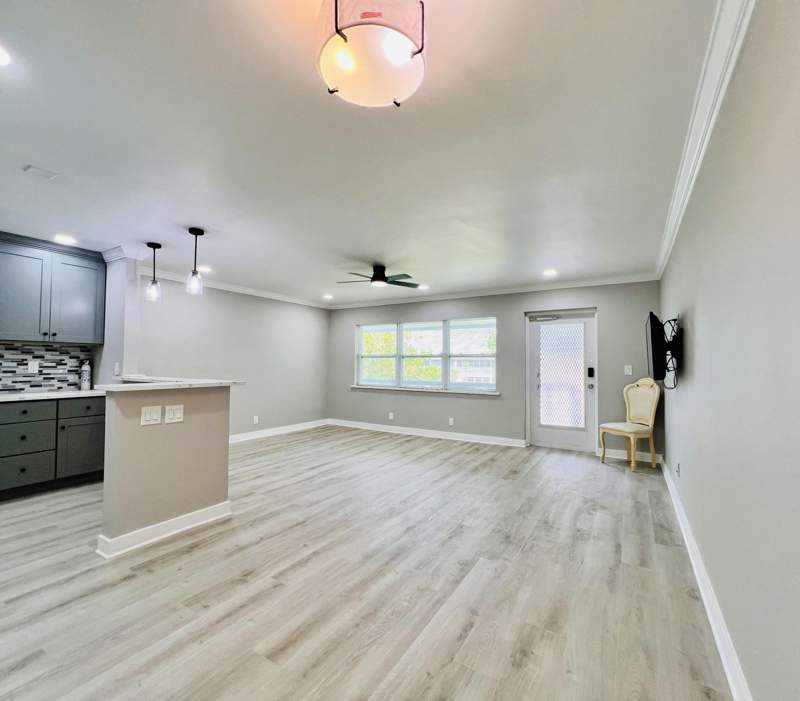 1 bedroom Condominium at 15 Bedford A, Century Village - Bedford Condo, West Palm Beach — photo 4