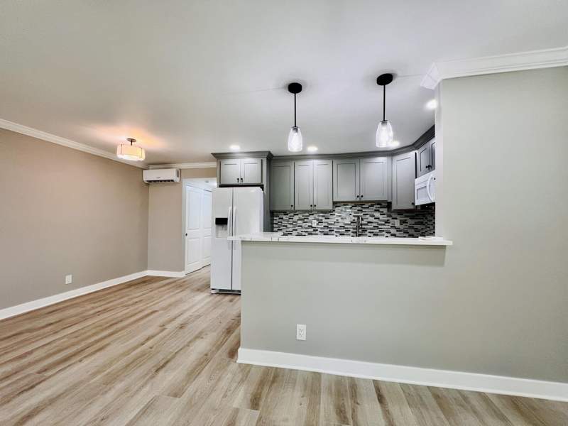 1 bedroom Condominium at 15 Bedford A, Century Village - Bedford Condo, West Palm Beach — photo 3