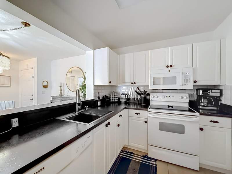 2 bedroom Condominium at 1341 SE 3rd Avenue #210, Sheridan East Condo Bldg 2, Dania Beach — photo 5