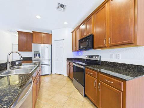 157 Blue Grotto Drive, Fort Pierce FL - photo 10 of 30