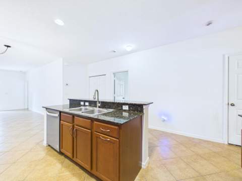157 Blue Grotto Drive, Fort Pierce FL - photo 13 of 30