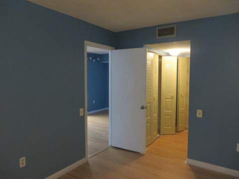 9400 Lime Bay Boulevard #106, Tamarac FL - photo 10 of 29