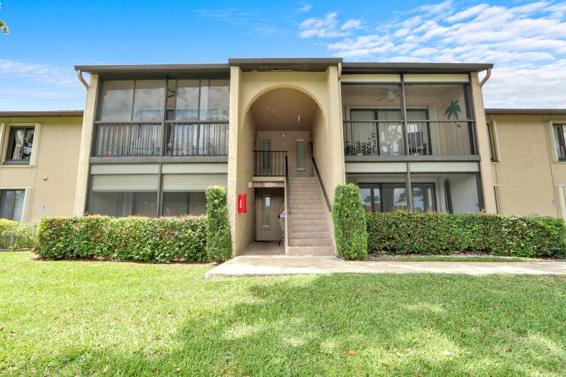 3 bedroom Condominium at 715 Sunny Pine Way #B1, Pine Ridge North Village III Condo, Greenacres — photo 2
