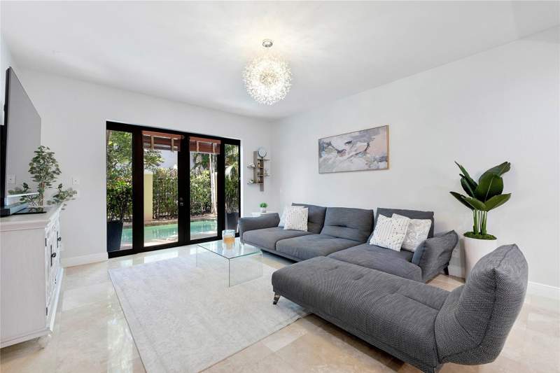 4 bedroom Townhouse at 430 NE 7th Avenue #430, Holmberg & Mc Kees, Fort Lauderdale — photo 3