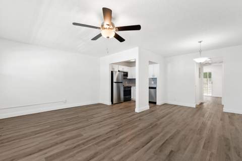 142 Ventnor Drive #I, Deerfield Beach FL - photo 6 of 23