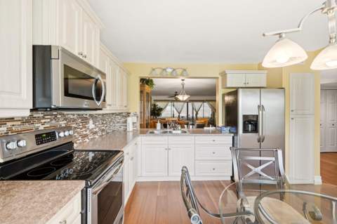 5500 Fairway Park Drive #103, Boynton Beach FL - photo 8 of 28