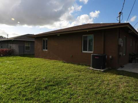 2764 NW 1st Court, Pompano Beach FL - photo 9 of 14