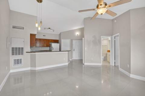 2445 SW 18th Terrace #922, Fort Lauderdale FL - photo 9 of 46