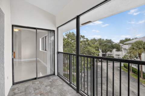2445 SW 18th Terrace #922, Fort Lauderdale FL - photo 19 of 46