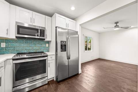 638 SW 4th Avenue, Boynton Beach FL - photo 13 of 43