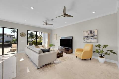 2254 SE 7th Street, Pompano Beach FL - photo 13 of 61