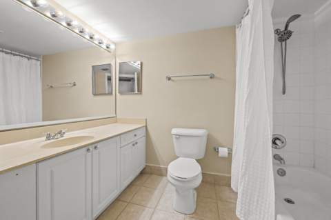1100 S Crestwood Ct Court #1109, Royal Palm Beach FL - photo 20 of 35