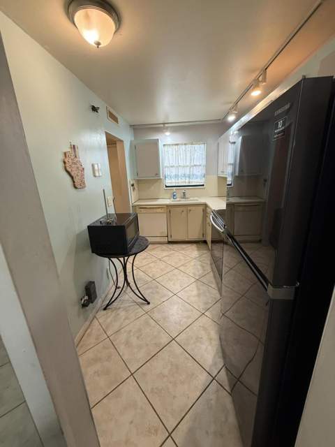 4760 W Lucerne Lakes Blvd W #407, Lake Worth FL - photo 6 of 16