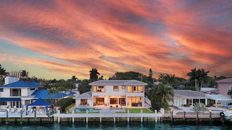 3 bedroom Single Family Residence at 4555 W Tradewinds Avenue, Lauderdale by the Sea, Lauderdale-By-The-Sea — photo 2