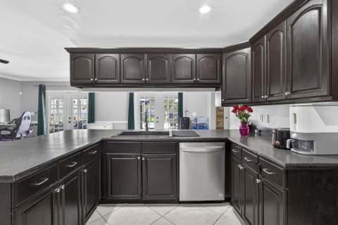 106 Segovia Court, Royal Palm Beach FL - photo 18 of 91