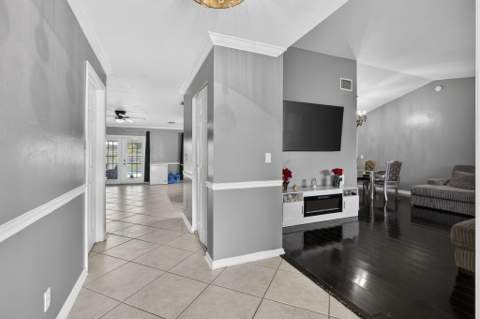 106 Segovia Court, Royal Palm Beach FL - photo 6 of 91