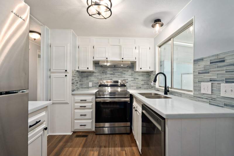 2 bedroom Manufactured Home at 4800 SE Federal Highway #53, Natalie Estates Mobile Home Park Co-Op, Stuart — photo 4
