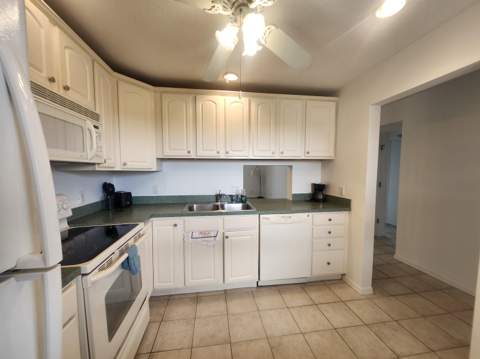 2600 NE 1st Lane #402, Boynton Beach FL - photo 16 of 50