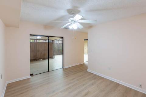 1916 19th Lane, Palm Beach Gardens FL - photo 22 of 59