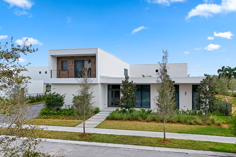 6 bedroom Single Family Residence at 16788 Natures Way, Weston Estates, Weston — photo 2