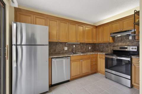 3345 Meridian Way #C, Palm Beach Gardens FL - photo 17 of 47