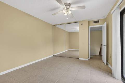 3345 Meridian Way #C, Palm Beach Gardens FL - photo 23 of 47