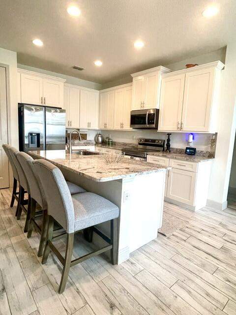 424 SW Ridgecrest Drive, Port St. Lucie FL - photo 9 of 30
