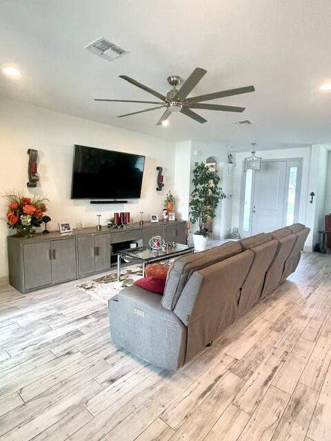 424 SW Ridgecrest Drive, Port St. Lucie FL - photo 10 of 30
