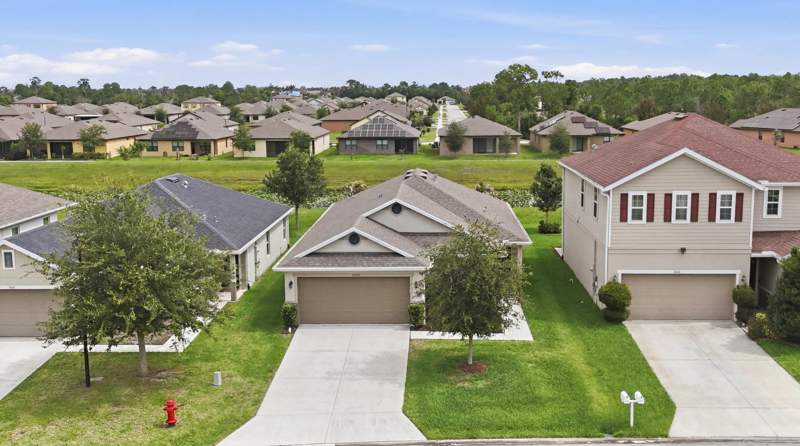 3 bedroom Single Family Residence at 5655 NW Pine Trail Circle, Pine Trace Third Replat, Port St. Lucie — photo 2