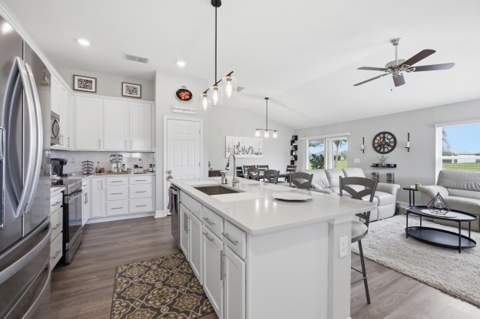 5655 NW Pine Trail Circle, Port St. Lucie FL - photo 22 of 34