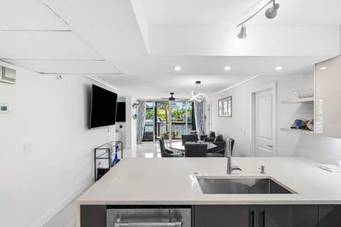 18 Royal Palm Way Way #109, Boca Raton FL - photo 13 of 45