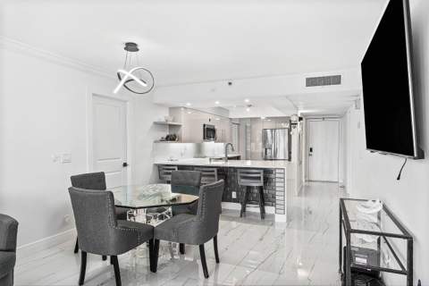 18 Royal Palm Way Way #109, Boca Raton FL - photo 18 of 45