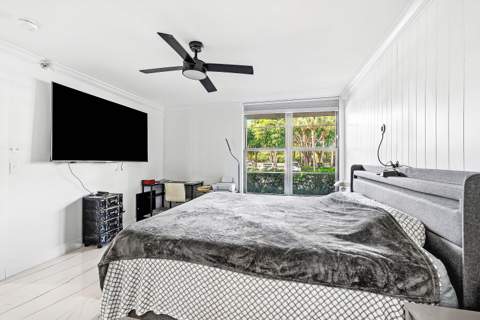 18 Royal Palm Way Way #109, Boca Raton FL - photo 23 of 45