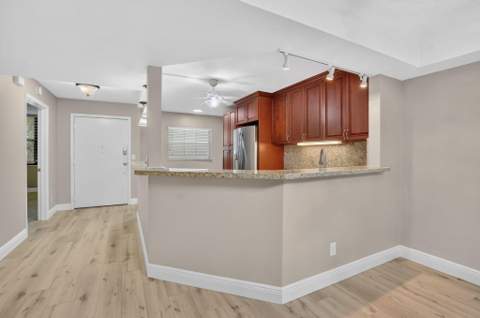 23305 N Barwood Ln Lane #209, Boca Raton FL - photo 13 of 51