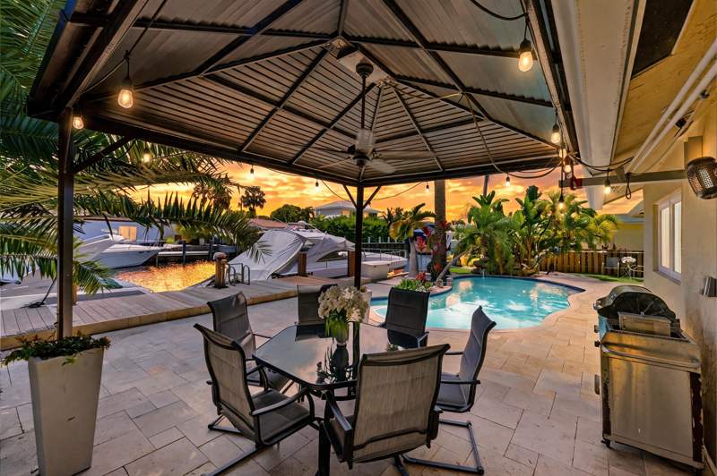 2 bedroom Single Family Residence at 390 SE 12th Avenue, Snug Harbor Sec Three, Pompano Beach — photo 2