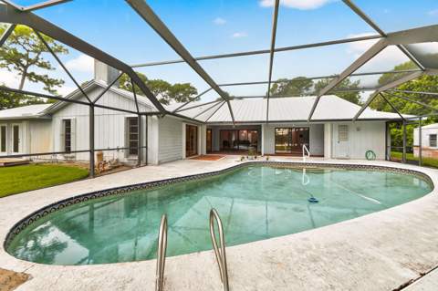 441 NE Town Terrace, Jensen Beach FL - photo 9 of 42