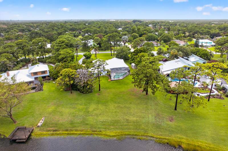 4 bedroom Single Family Residence at 441 NE Town Terrace, Pinecrest Lakes, Jensen Beach — photo 5